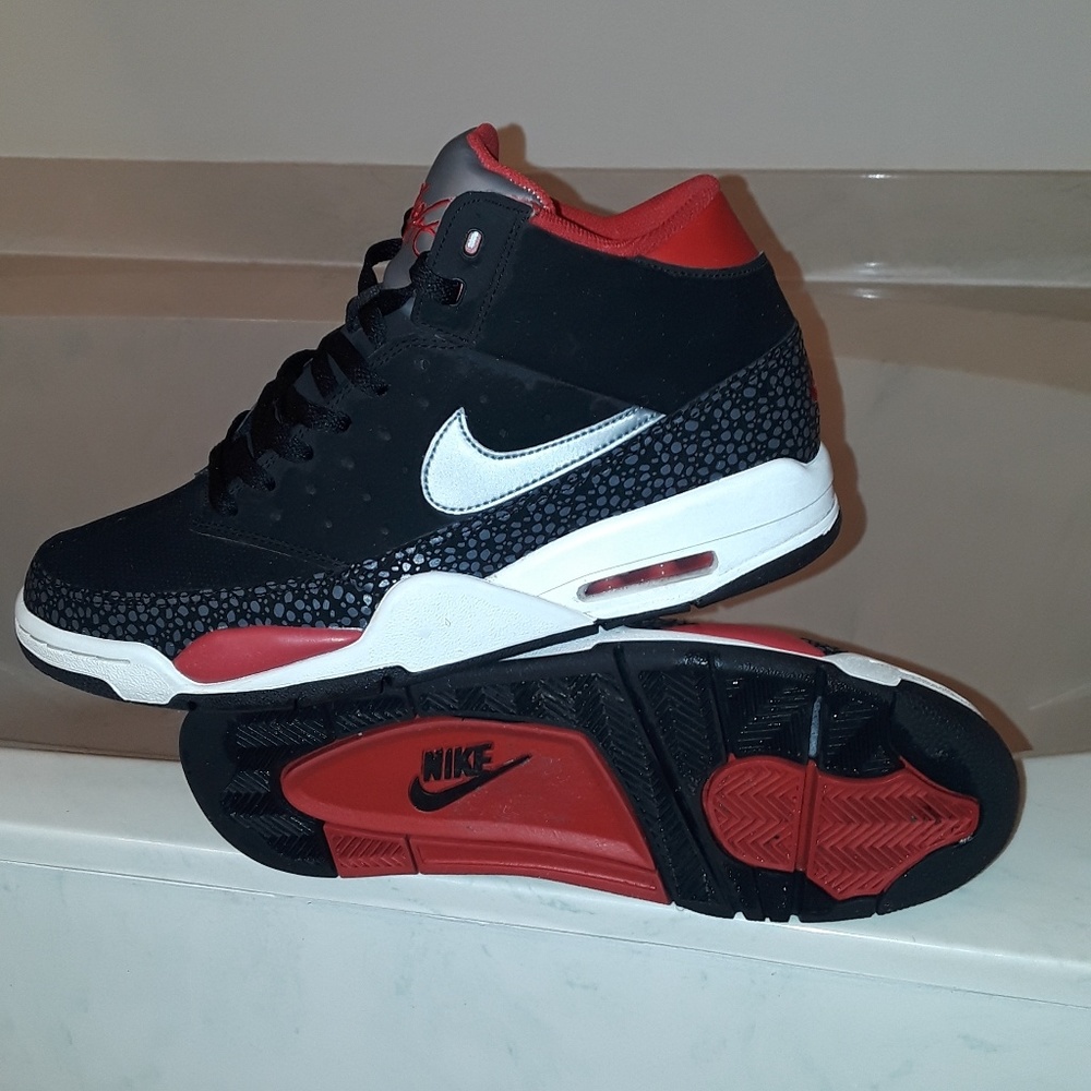 Men's high top tennis shoes